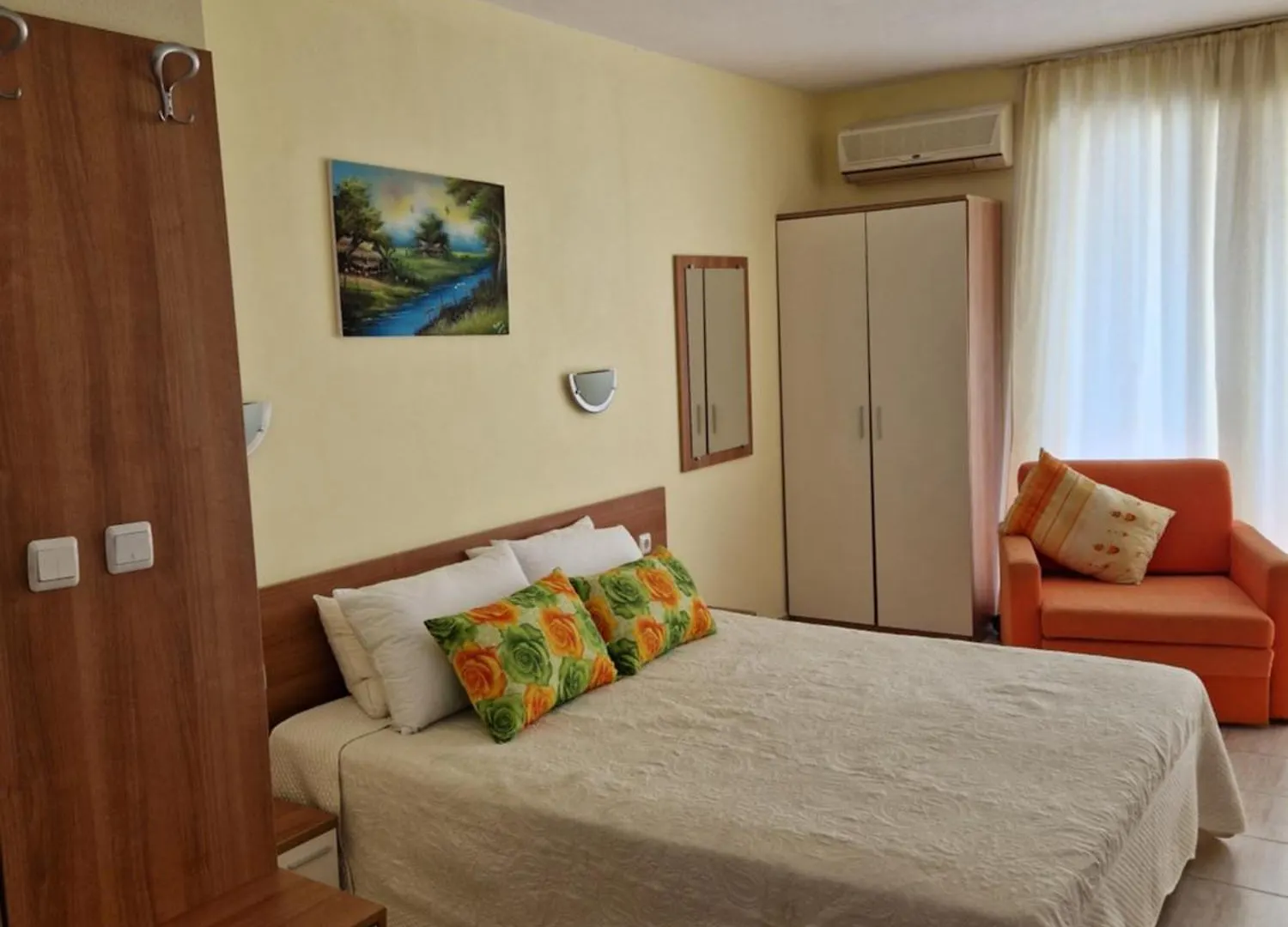 Pool View Apartment, Sunny Beach Resort