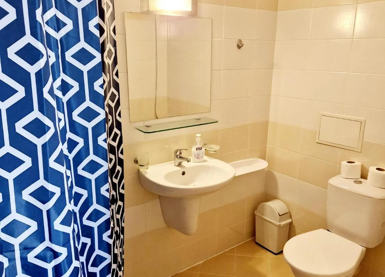 Pool View Apartment, Sunny Beach Resort