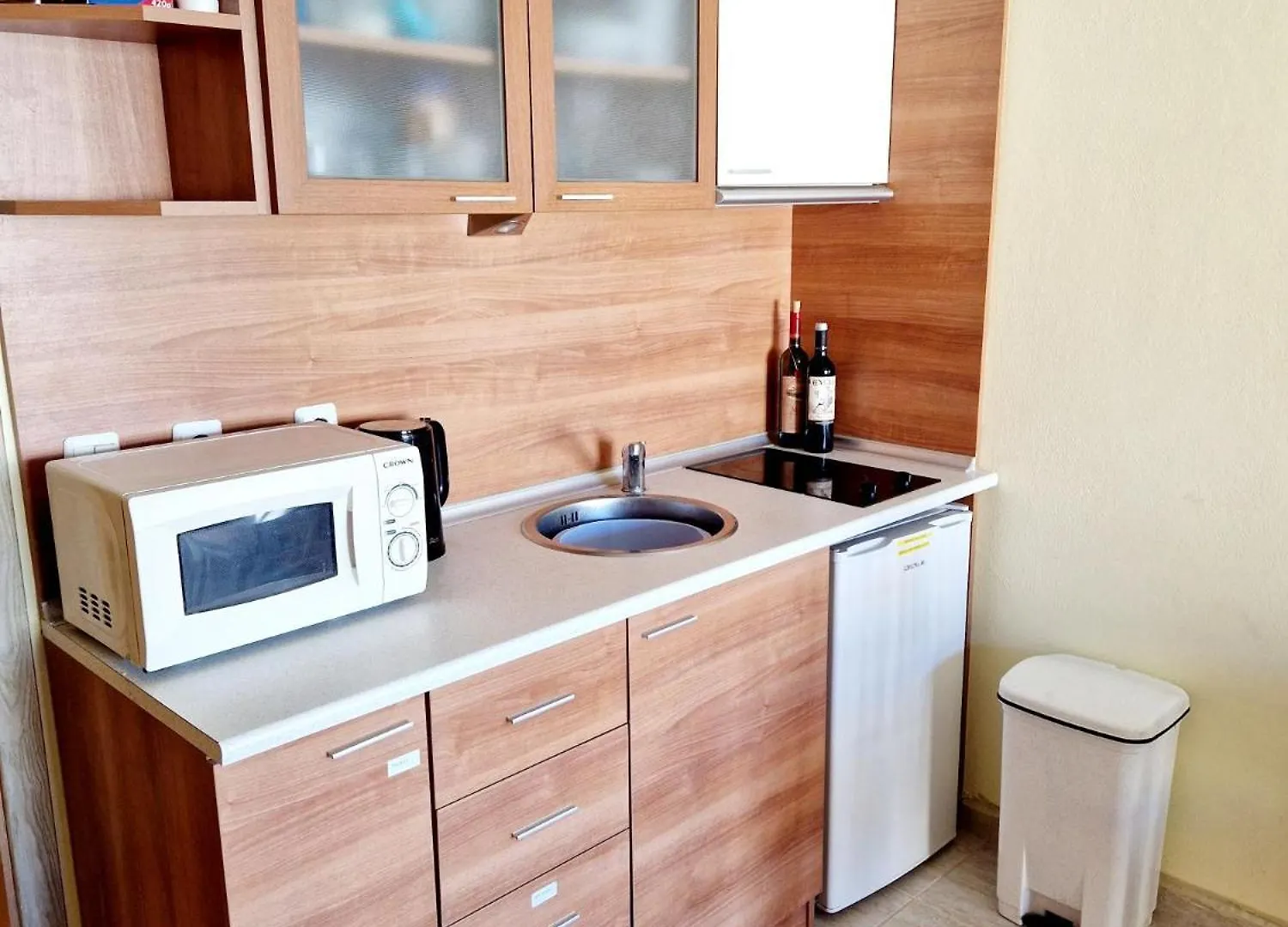 Pool View Apartment, Sunny Beach Resort